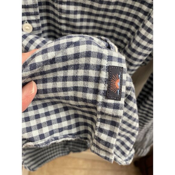 Faherty Blue and White Checkered Casual Button Down Shirt - Picture 12 of 12